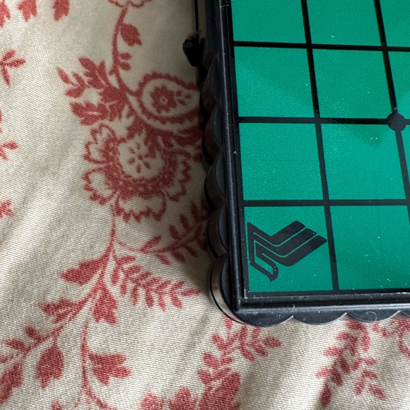 Vintage Singapore Airlines Othello Inflight Game Collectible. Sealed pieces. - Picture 2 of 10